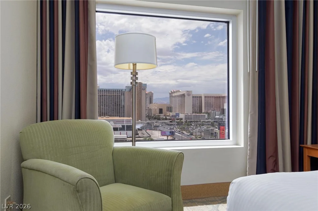 211 Flamingo, Las Vegas, NV 89169