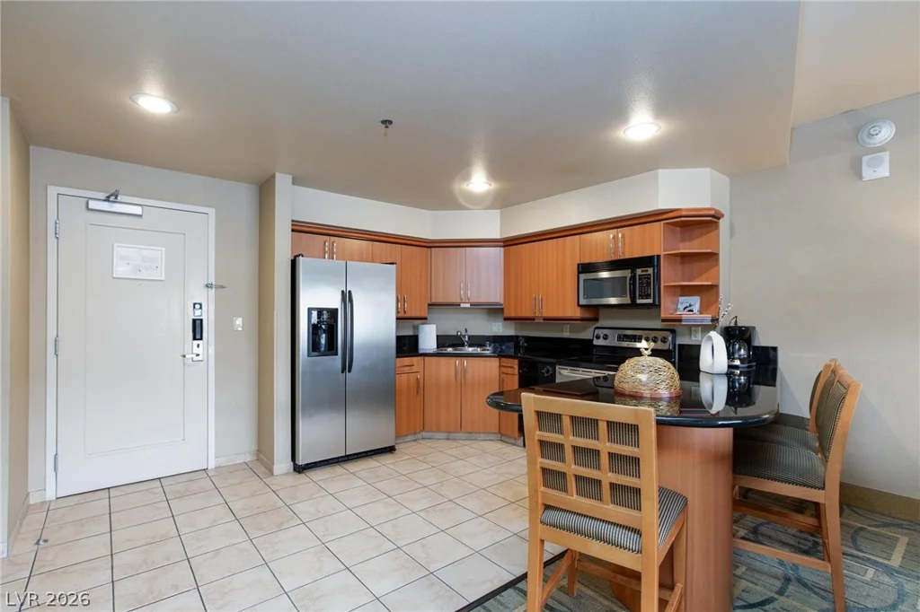 211 Flamingo, Las Vegas, NV 89169