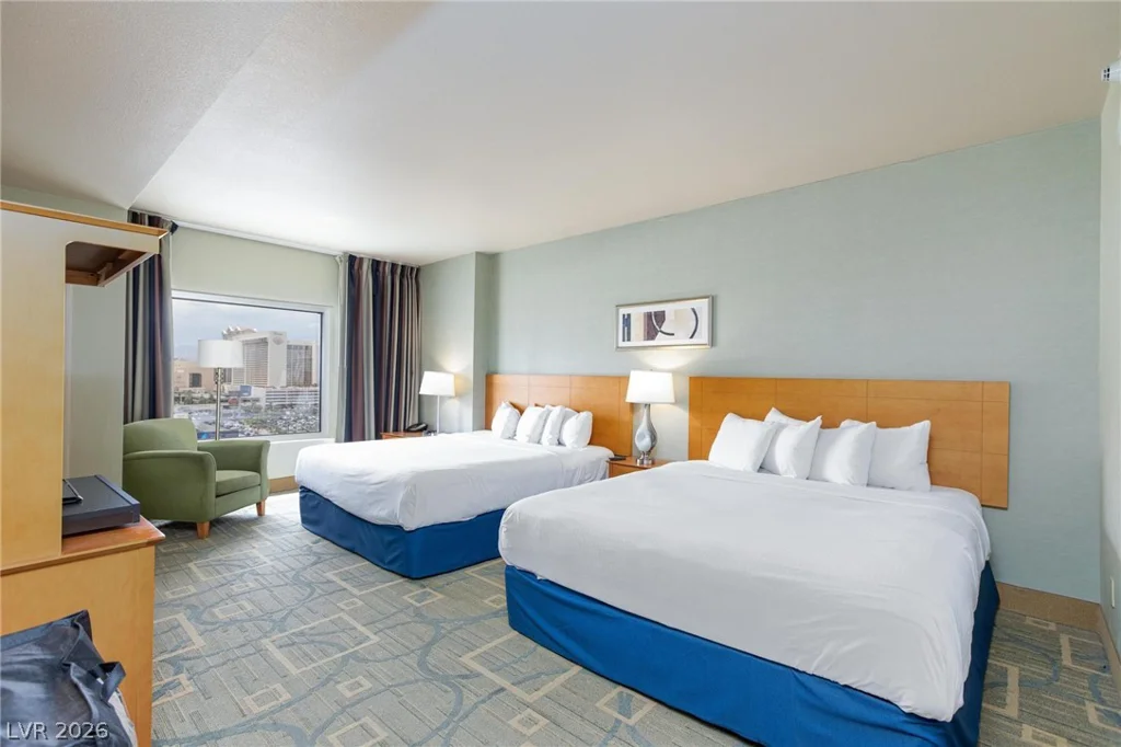 211 Flamingo, Las Vegas, NV 89169