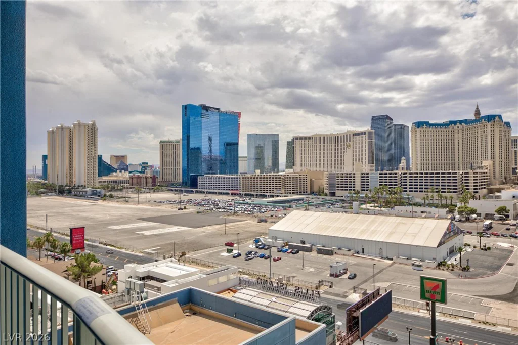 211 Flamingo, Las Vegas, NV 89169