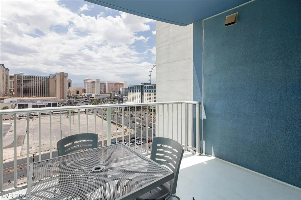 211 Flamingo, Las Vegas, NV 89169