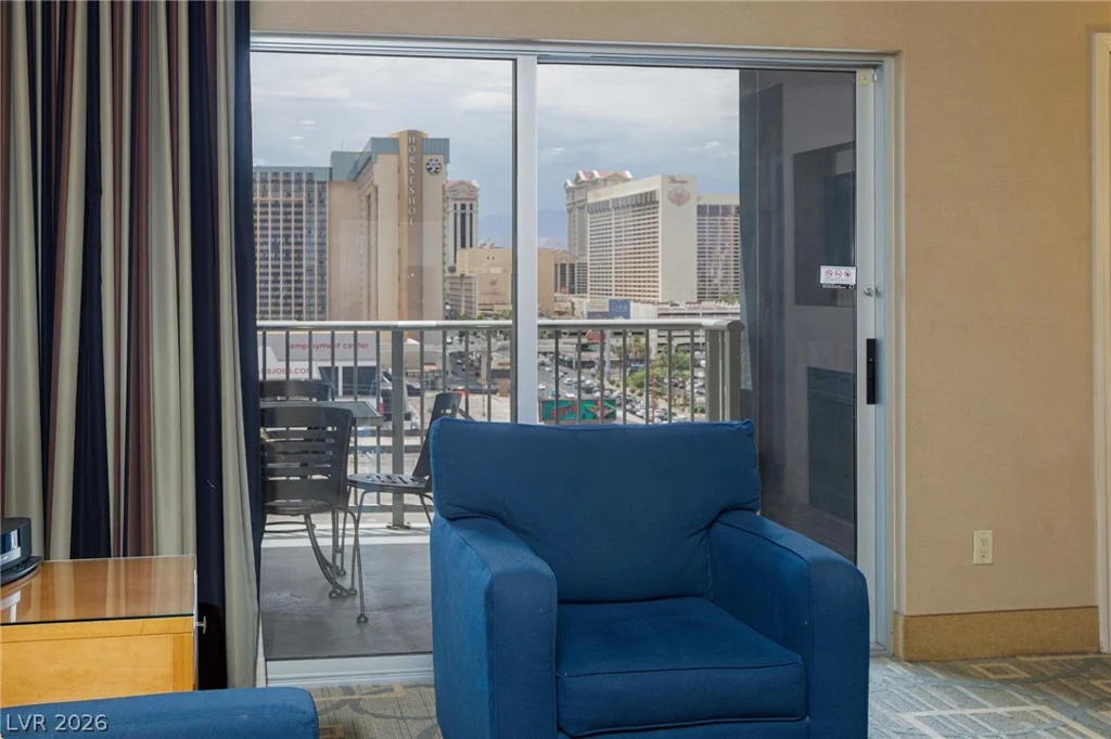 211 Flamingo, Las Vegas, NV 89169