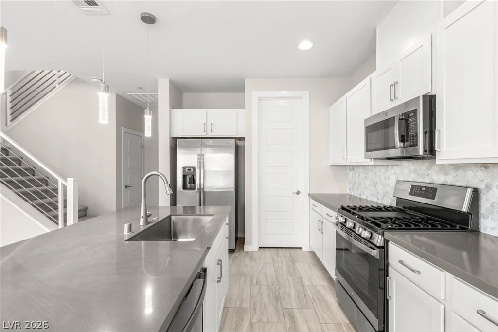 1246 Bow Peak, Las Vegas, NV 89135