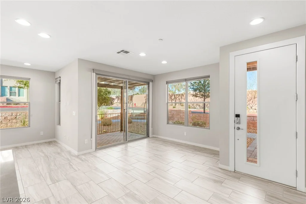 1246 Bow Peak, Las Vegas, NV 89135