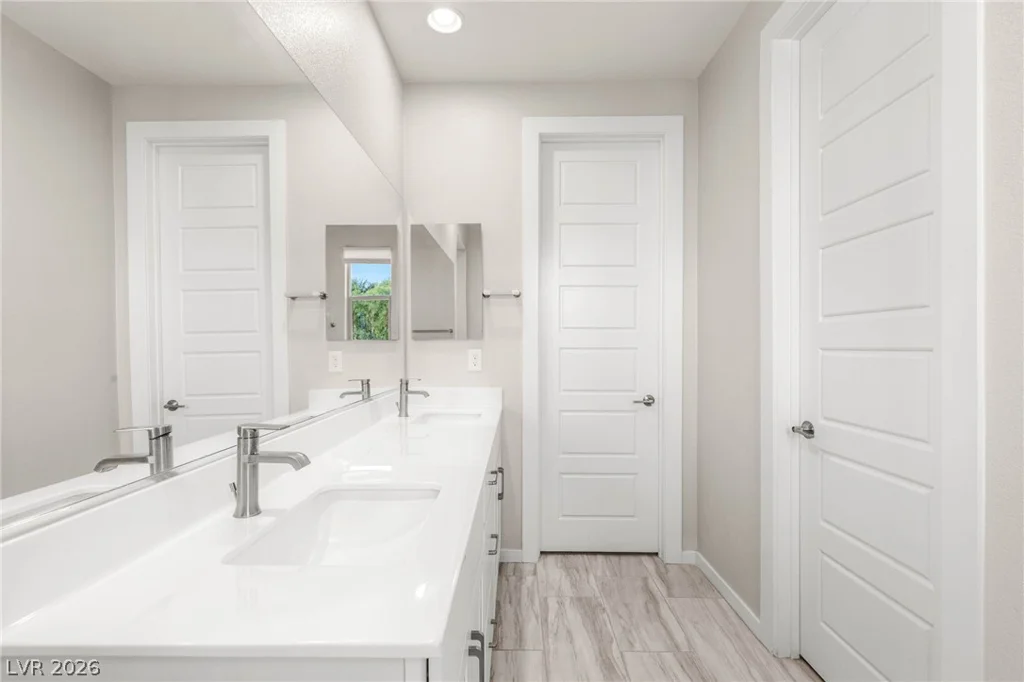 1246 Bow Peak, Las Vegas, NV 89135