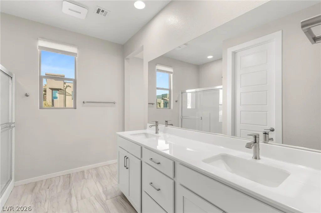 1246 Bow Peak, Las Vegas, NV 89135