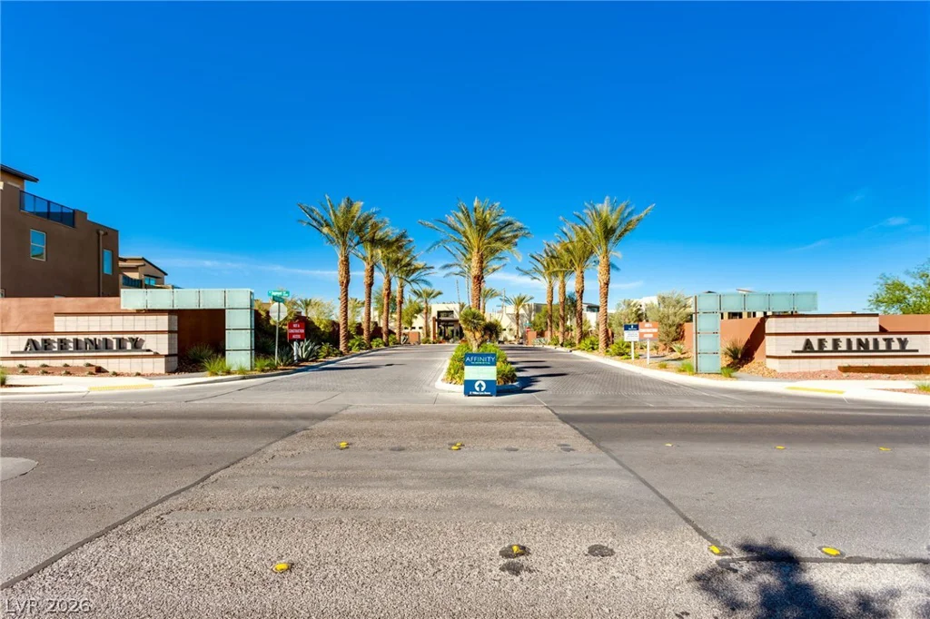 1246 Bow Peak, Las Vegas, NV 89135