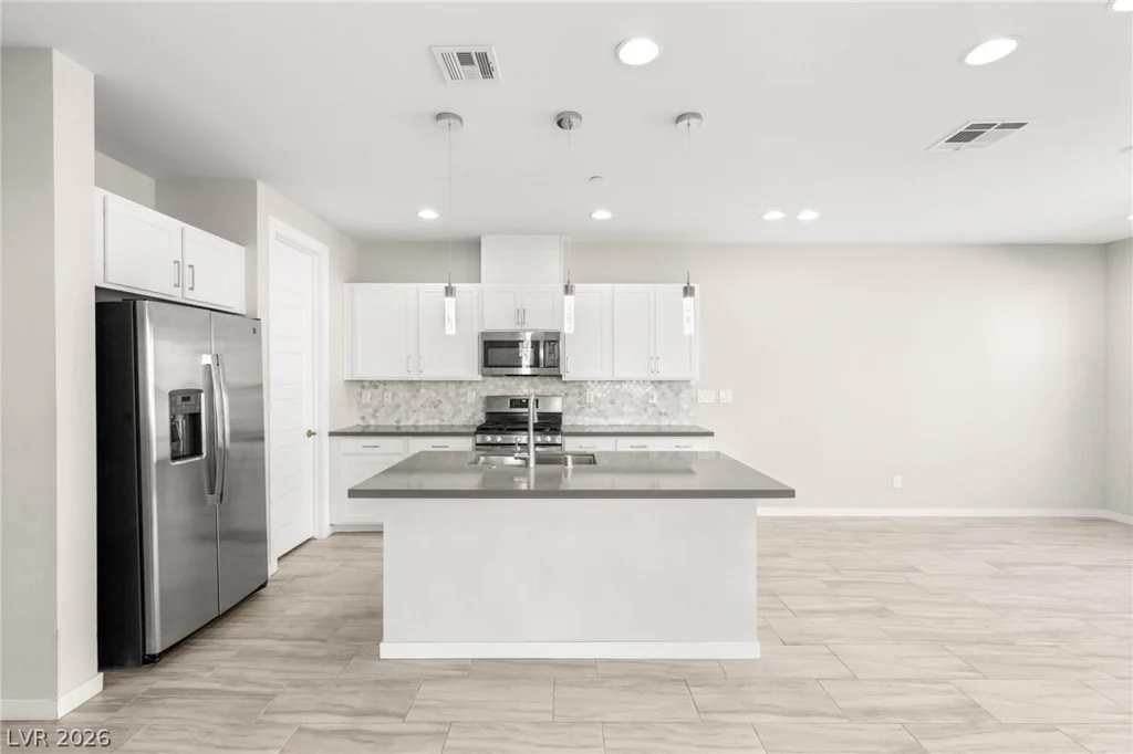 1246 Bow Peak, Las Vegas, NV 89135