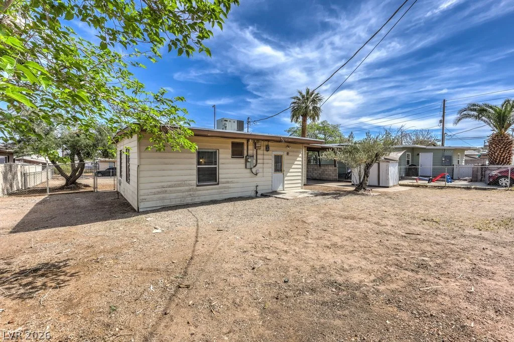 10 California, Henderson, NV 89015