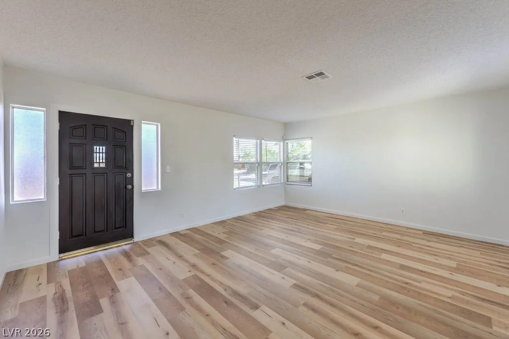 10 California, Henderson, NV 89015