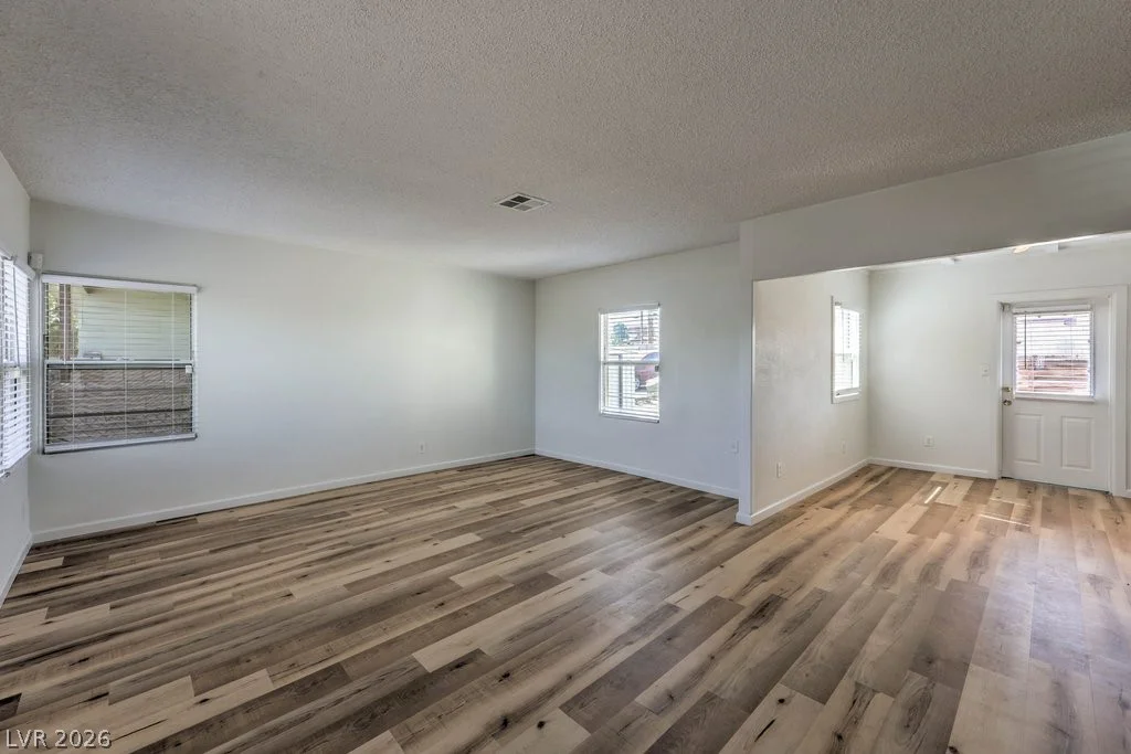 10 California, Henderson, NV 89015