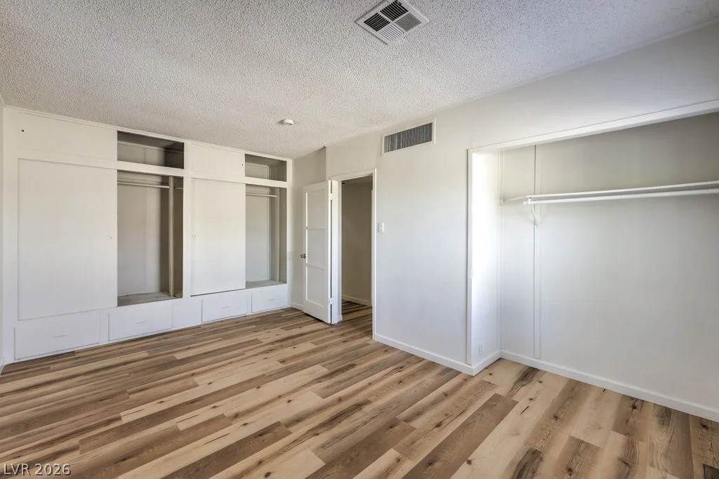 10 California, Henderson, NV 89015