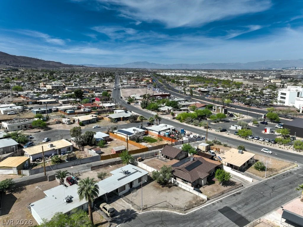10 California, Henderson, NV 89015