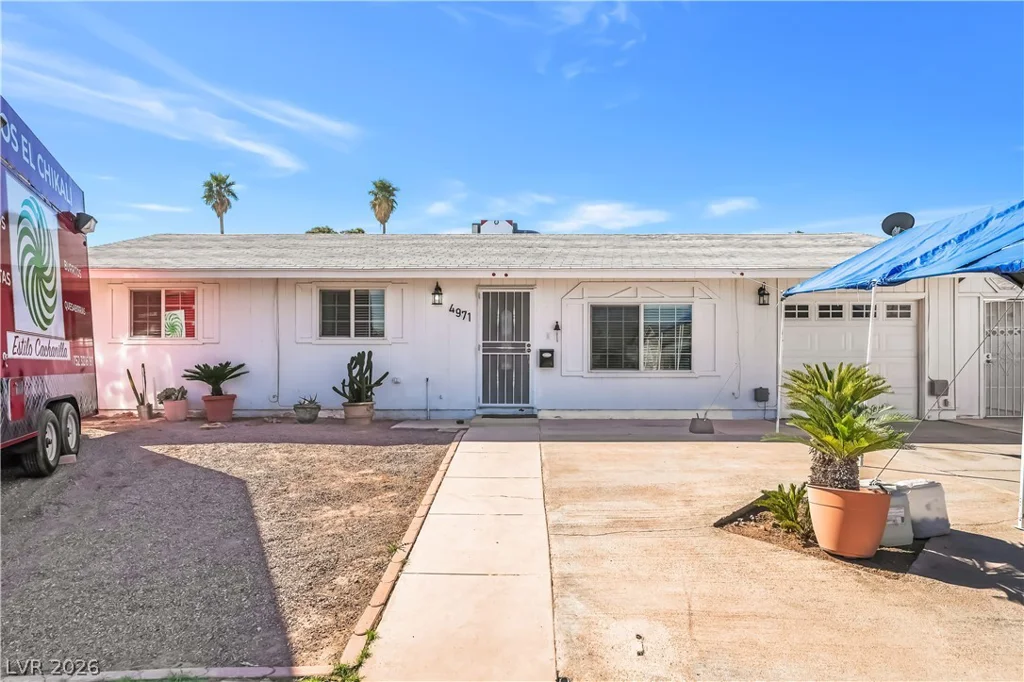 4971 Orinda, Las Vegas, NV 89120