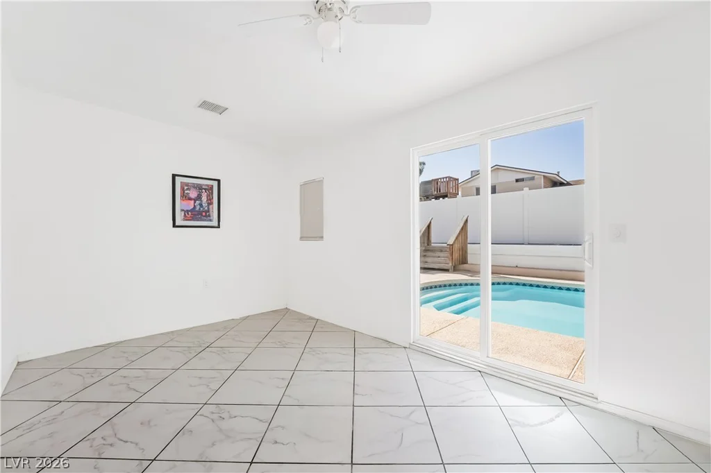 4971 Orinda, Las Vegas, NV 89120