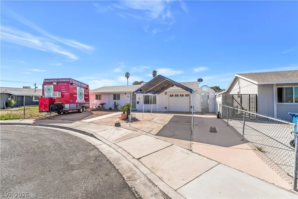 4971 Orinda, Las Vegas, NV 89120