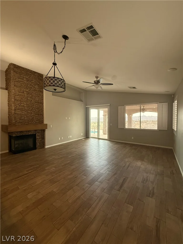 708 Leicester, Henderson, NV 89002