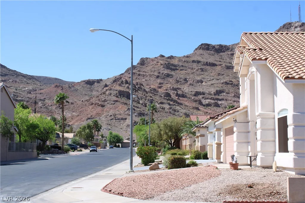 708 Leicester, Henderson, NV 89002