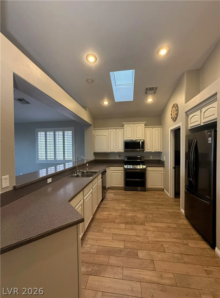 708 Leicester, Henderson, NV 89002