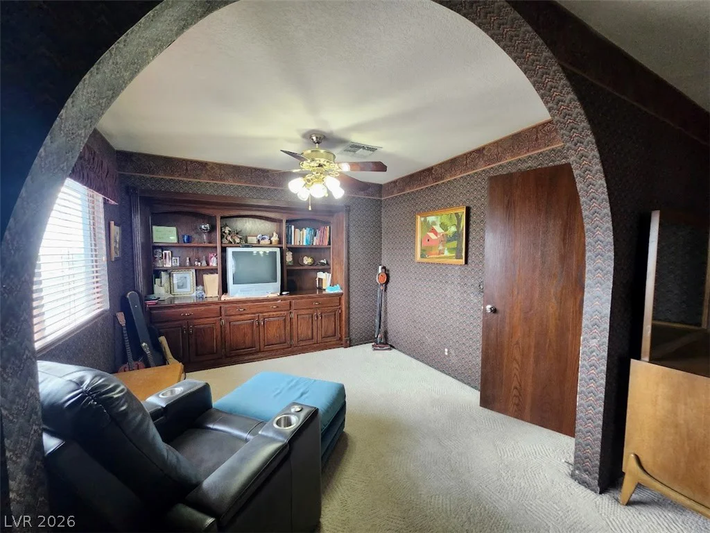 3954 Delos, Las Vegas, NV 89103