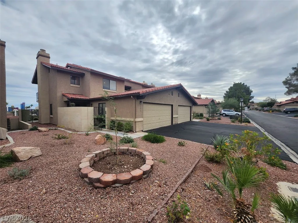 3954 Delos, Las Vegas, NV 89103