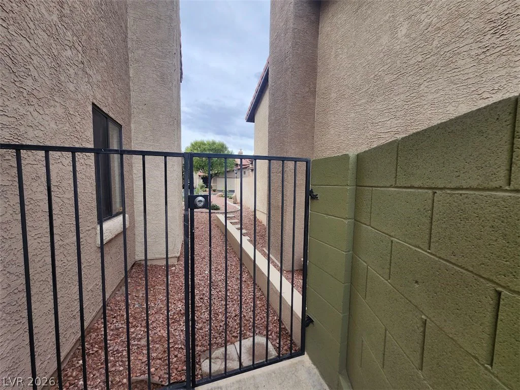 3954 Delos, Las Vegas, NV 89103