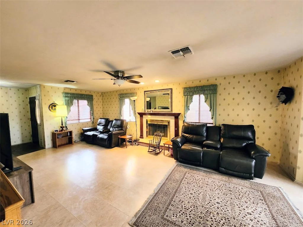 3954 Delos, Las Vegas, NV 89103