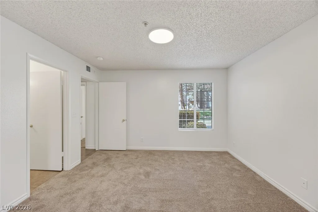 2121 Blue Breeze, Las Vegas, NV 89128