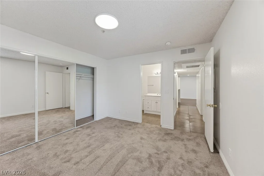 2121 Blue Breeze, Las Vegas, NV 89128