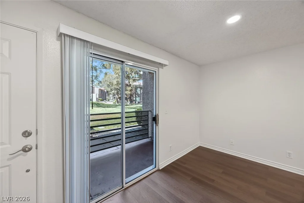 2121 Blue Breeze, Las Vegas, NV 89128
