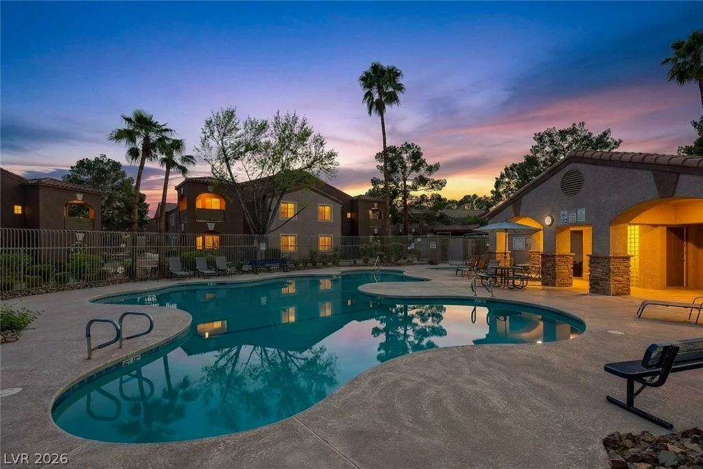 2121 Blue Breeze, Las Vegas, NV 89128