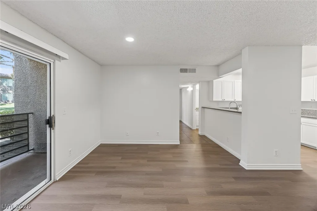 2121 Blue Breeze, Las Vegas, NV 89128