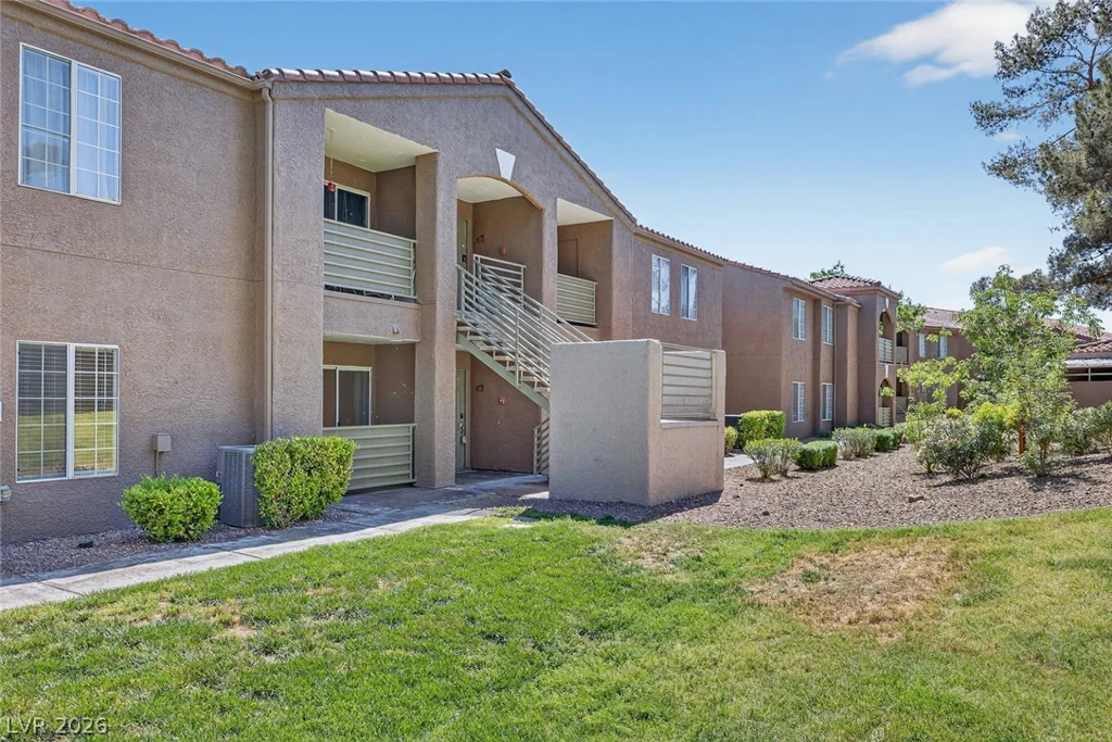 2121 Blue Breeze, Las Vegas, NV 89128