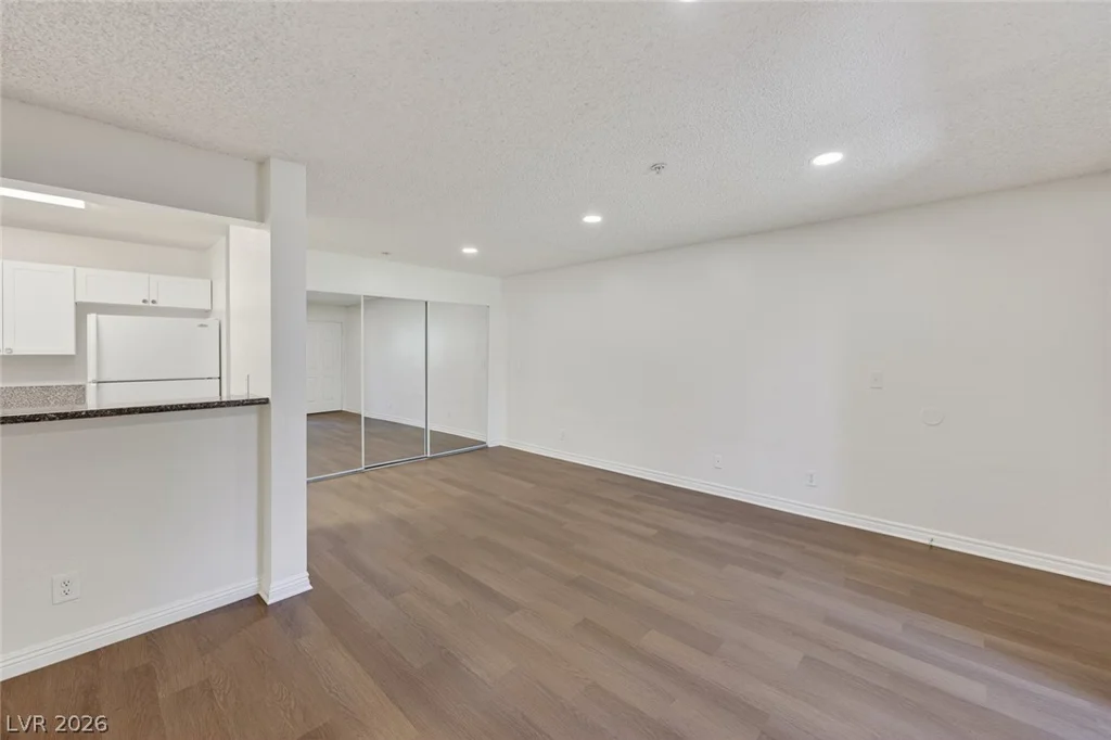 2121 Blue Breeze, Las Vegas, NV 89128