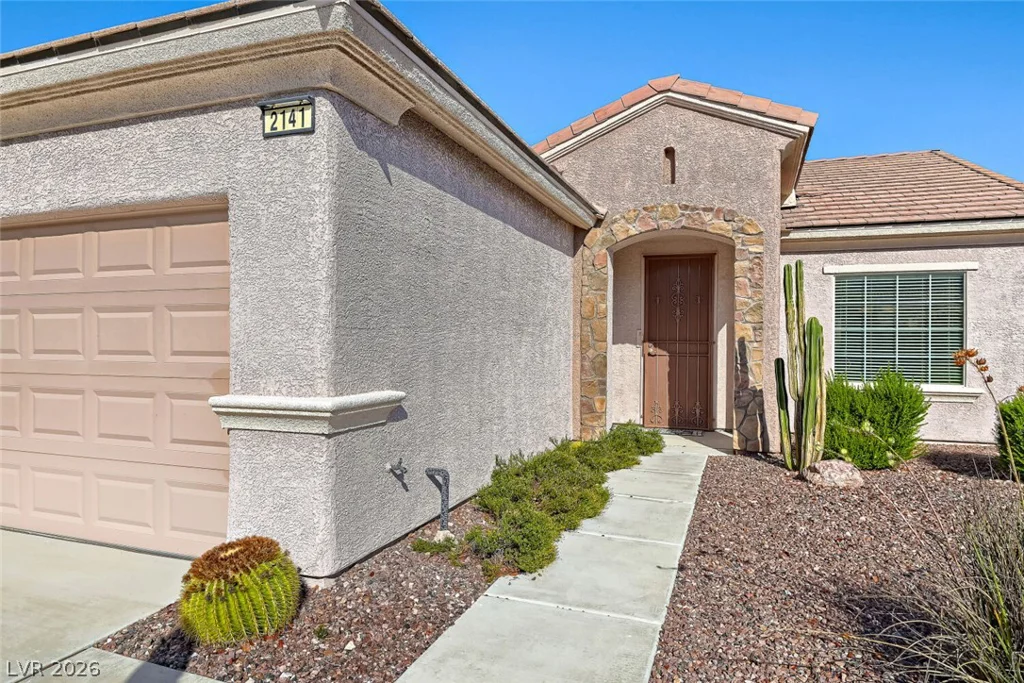 2141 Sawtooth Mountain, Henderson, NV 89044