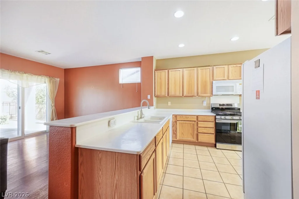 2141 Sawtooth Mountain, Henderson, NV 89044