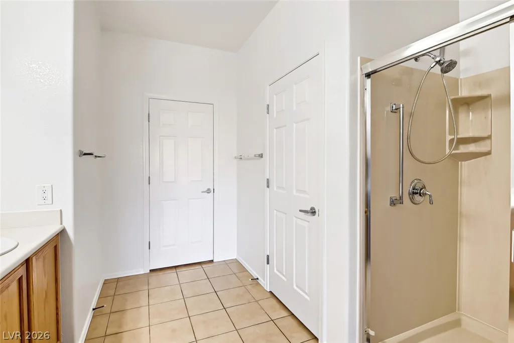 2141 Sawtooth Mountain, Henderson, NV 89044