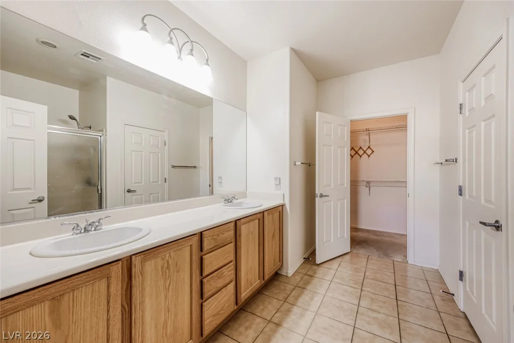 2141 Sawtooth Mountain, Henderson, NV 89044