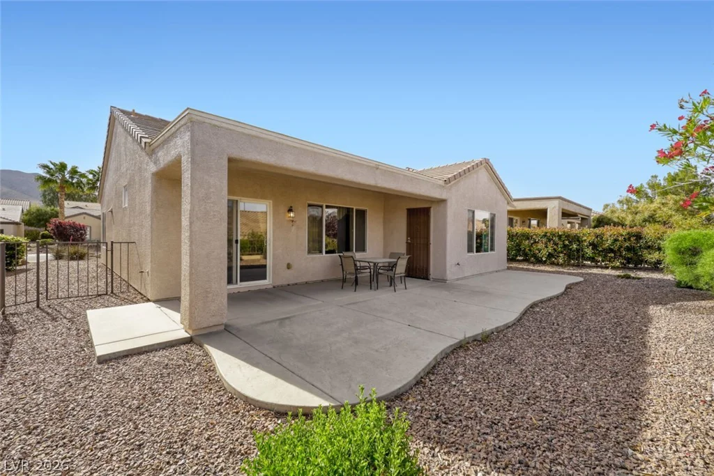2141 Sawtooth Mountain, Henderson, NV 89044