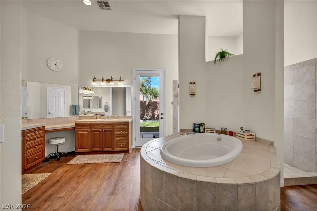 4528 Velvet Crest, Las Vegas, NV 89139