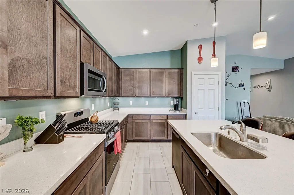 4728 Teton Peak, North Las Vegas, NV 89085