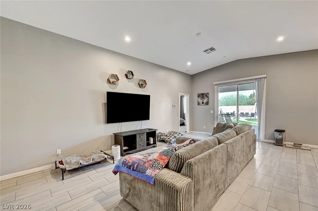 4728 Teton Peak, North Las Vegas, NV 89085