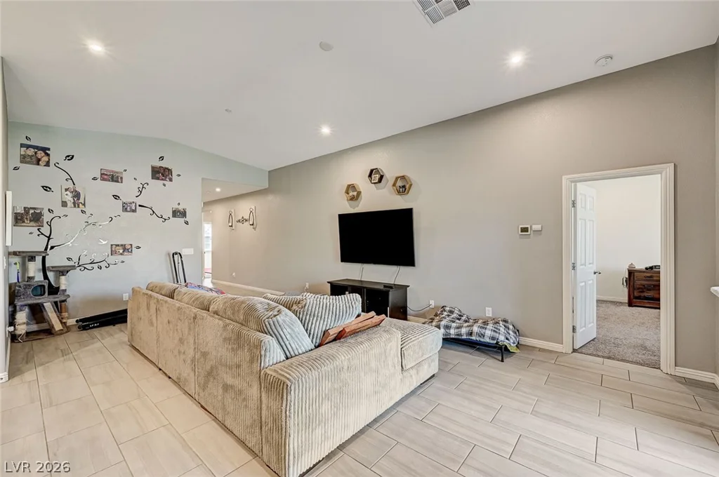 4728 Teton Peak, North Las Vegas, NV 89085