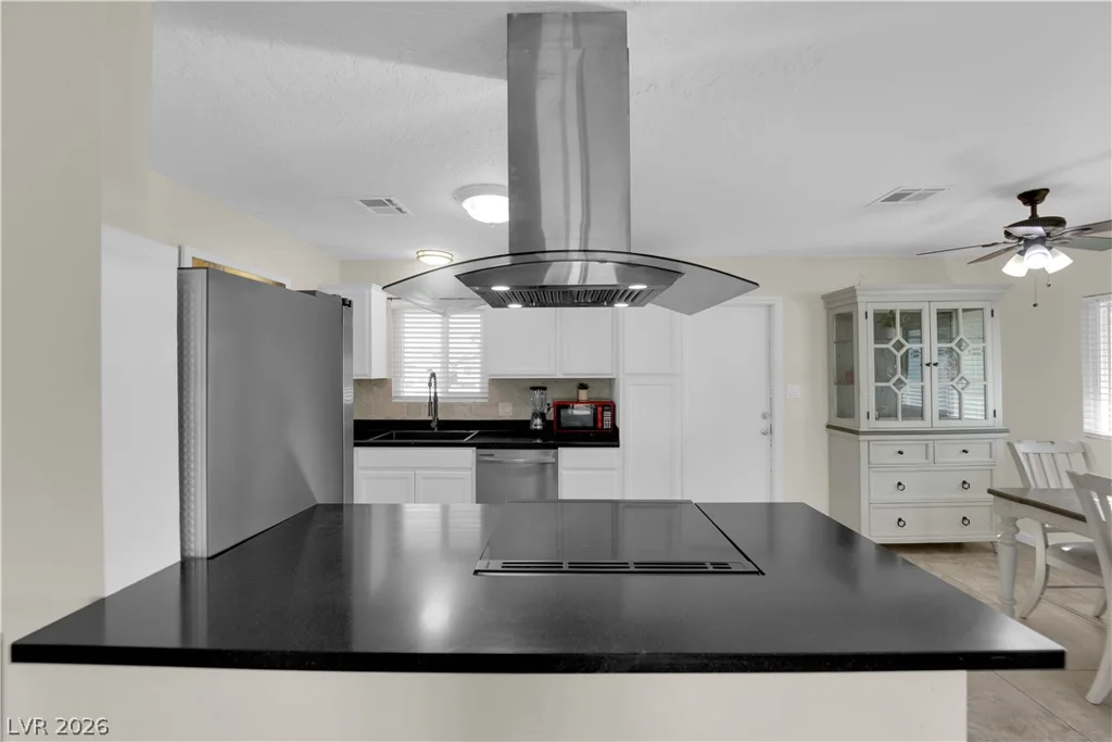 5280 Vicksburg, Las Vegas, NV 89122