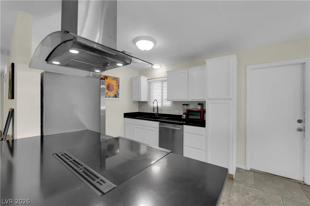 5280 Vicksburg, Las Vegas, NV 89122