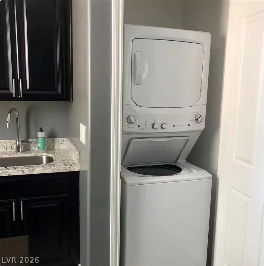 4124 Midnight Crest, North Las Vegas, NV 89031