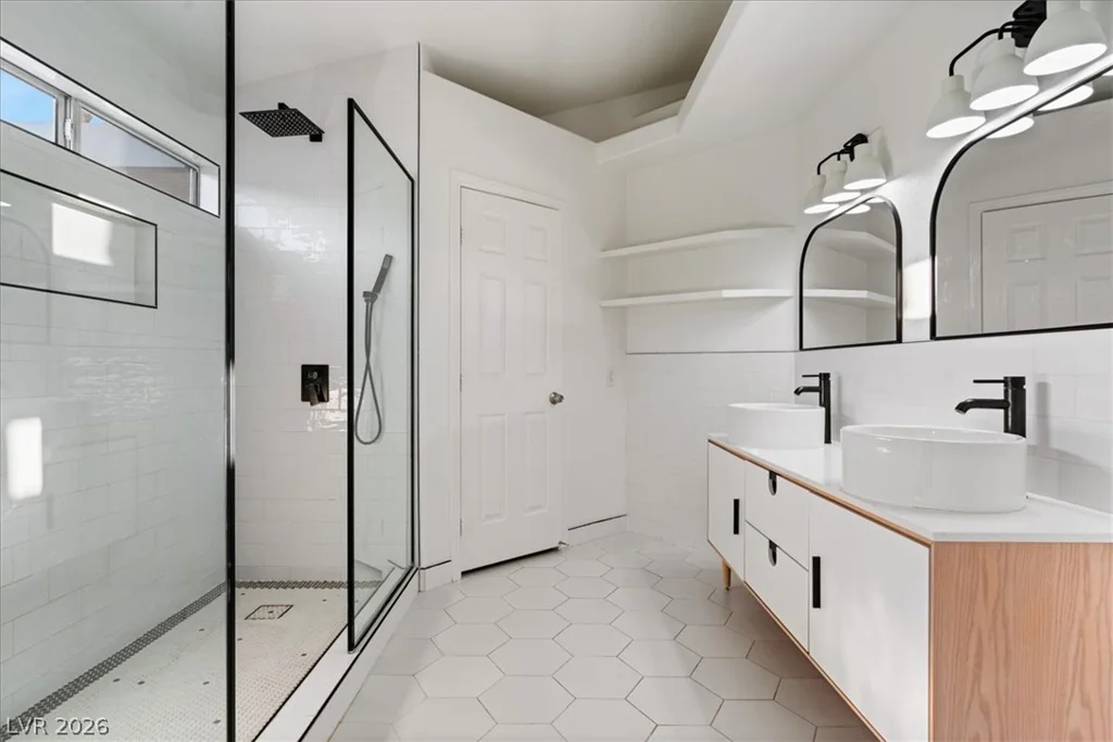4818 Carefree, Las Vegas, NV 89122