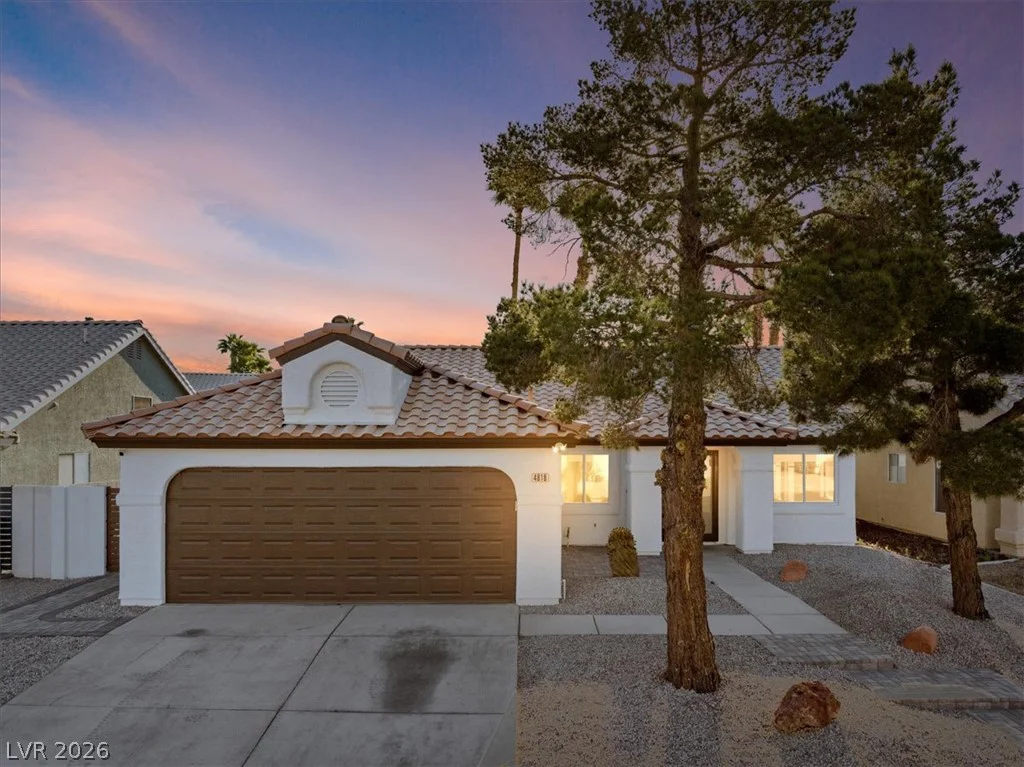 4818 Carefree, Las Vegas, NV 89122