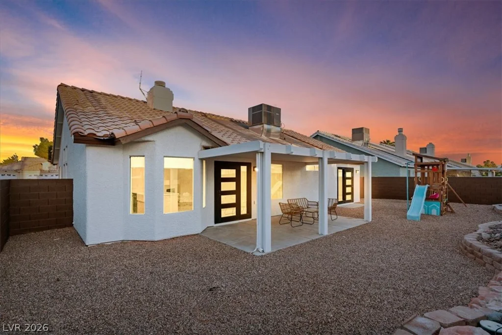 4818 Carefree, Las Vegas, NV 89122