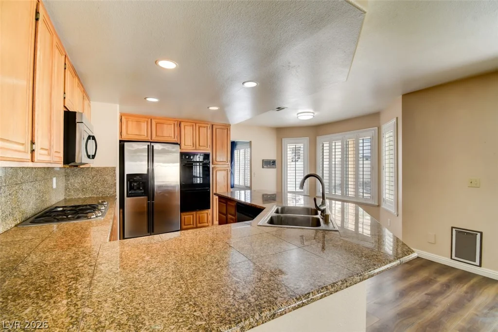 8217 Ocean Terrace, Las Vegas, NV 89128